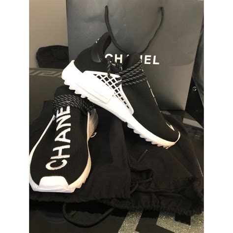 chanel noir basket|basket Chanel adidas pharrell.